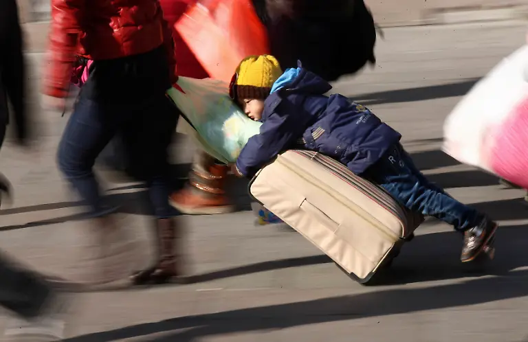 2014-01-29T080941Z-1401230045-GM1EA1T18MW01-RTRMADP-3-CHINA-JPG1264847393980520237