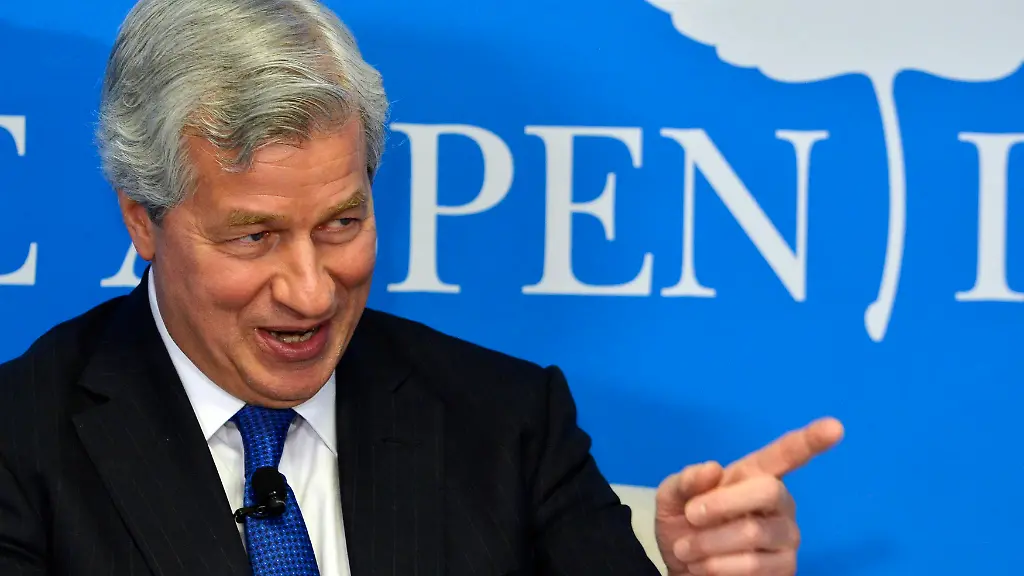 2014-01-24T173611Z-1277178563-TM4EA1O0YTL01-RTRMADP-3-JPMORGAN-DIMON-PAY-JPG3752957393848302860