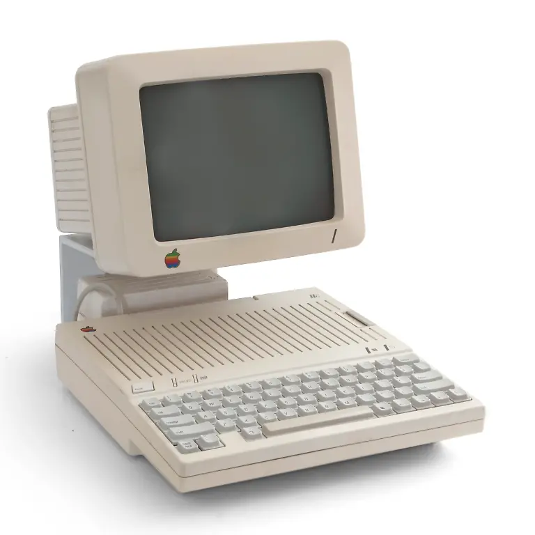 Apple-IIc-with-monitor