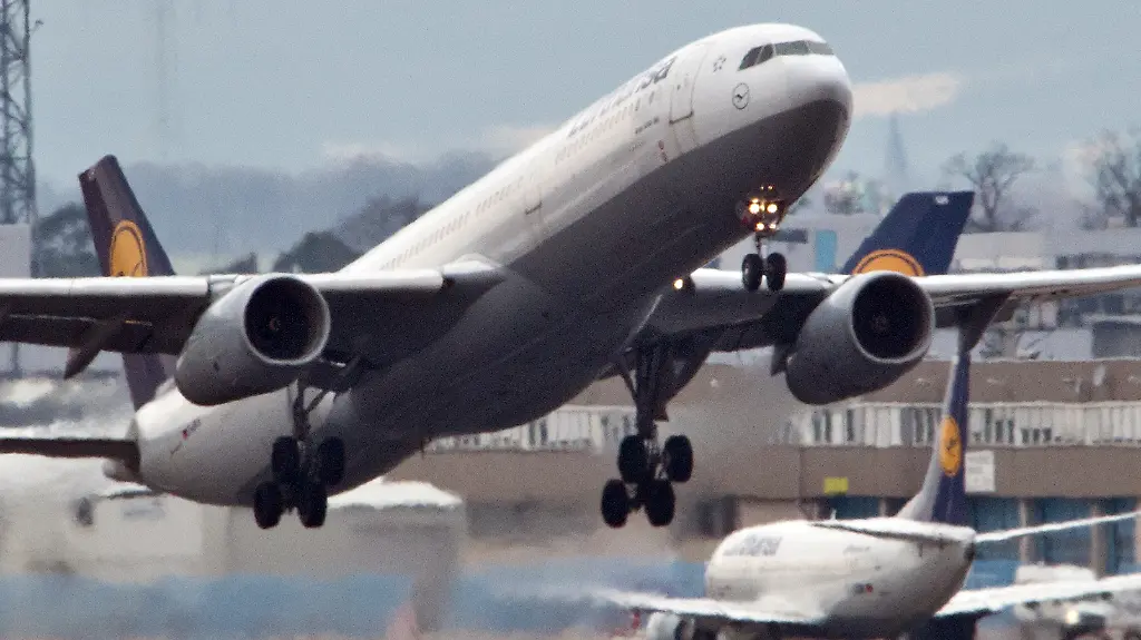 Lufthansa-Steigflug