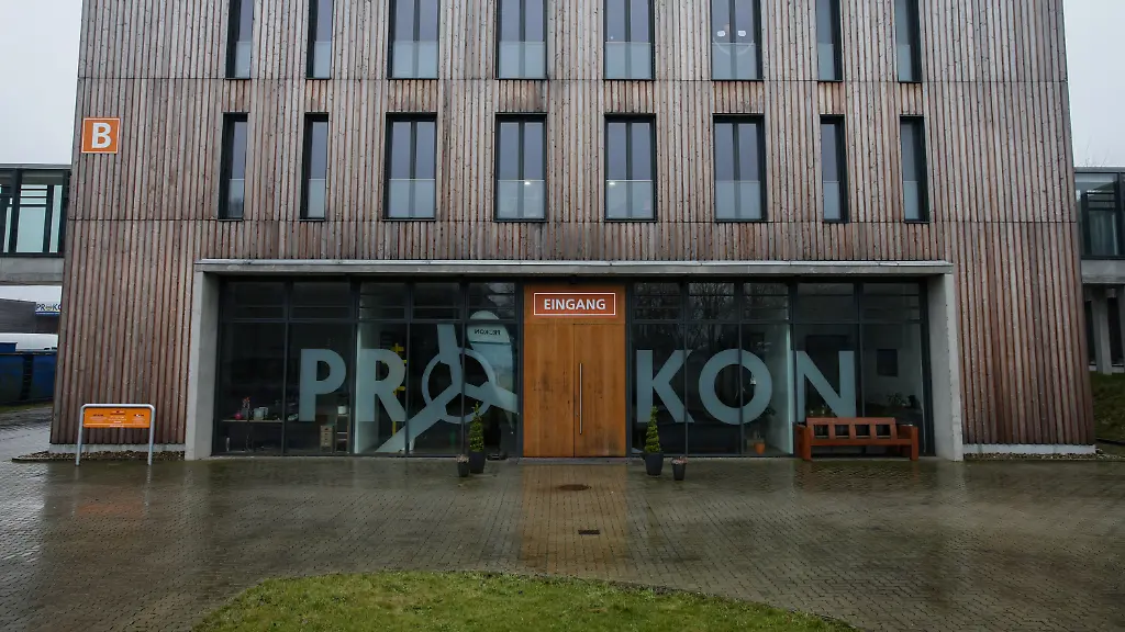 3g720551-jpg5875288795803510819