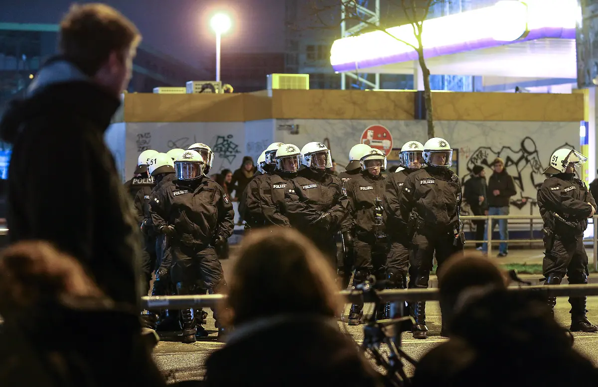 3g594507-jpg120830438877701895