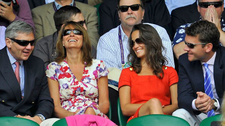Mit den Eltern Tennis gucken müsste man aber nicht, wenn man es nicht ernst meint mit der Braut.