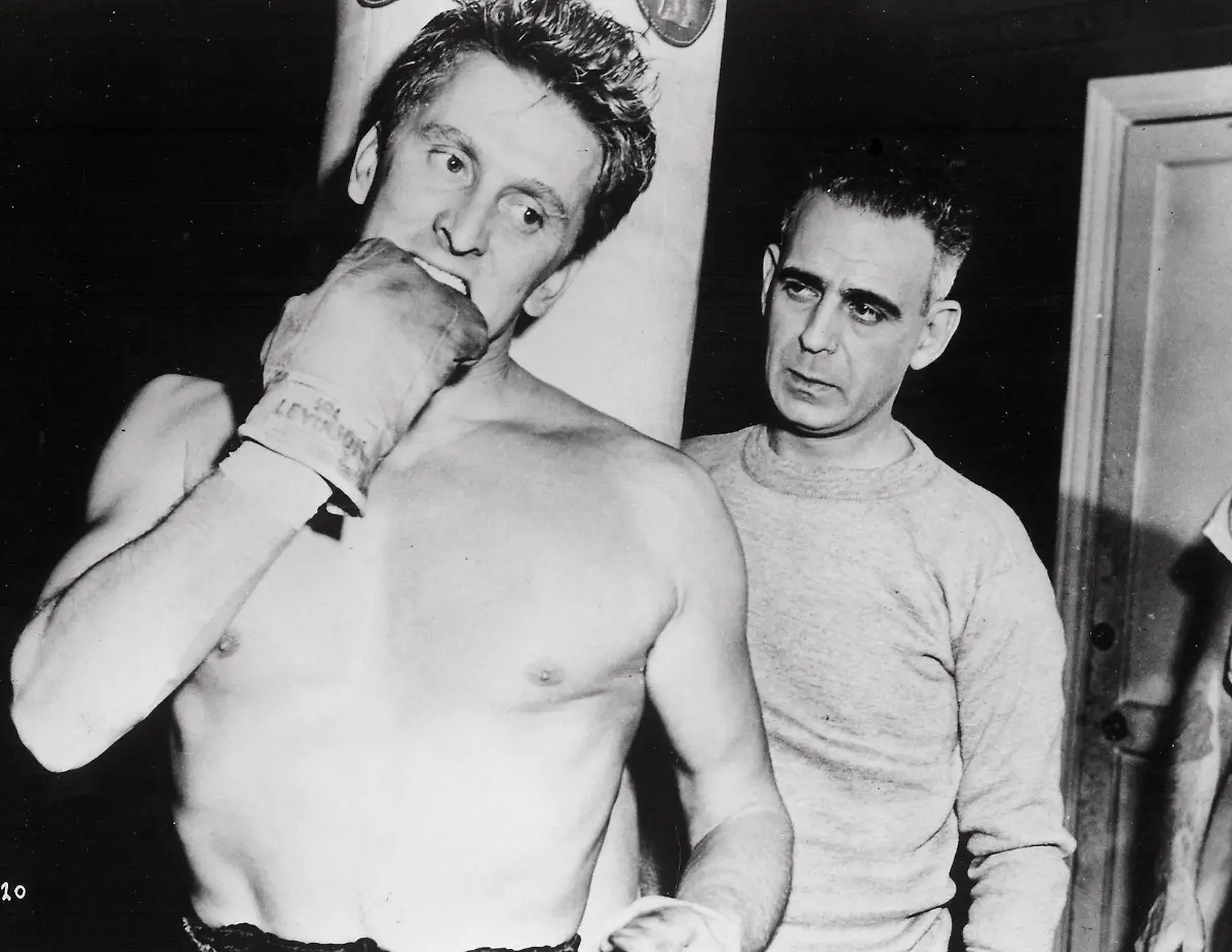 26-1949-Champion-imago55233534h