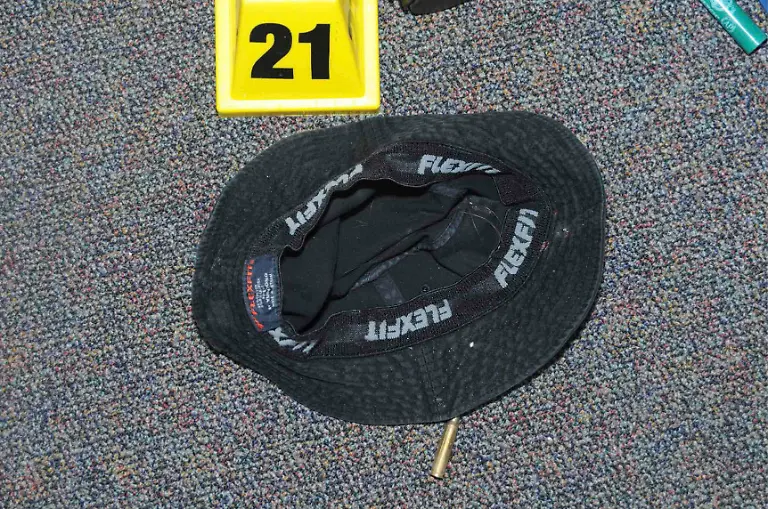 2013-12-28T001253Z-1213967639-GM1E9CS0MQD01-RTRMADP-3-USA-SHOOTING-NEWTOWN-JPG8447634019453822113