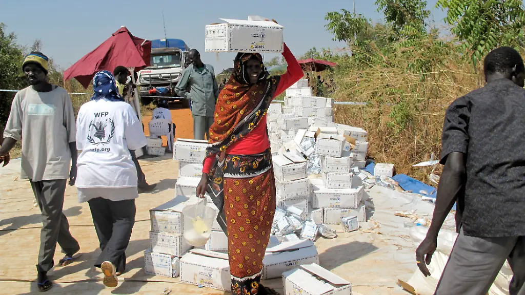 32873000DA155C9D-jpg982600623278934300