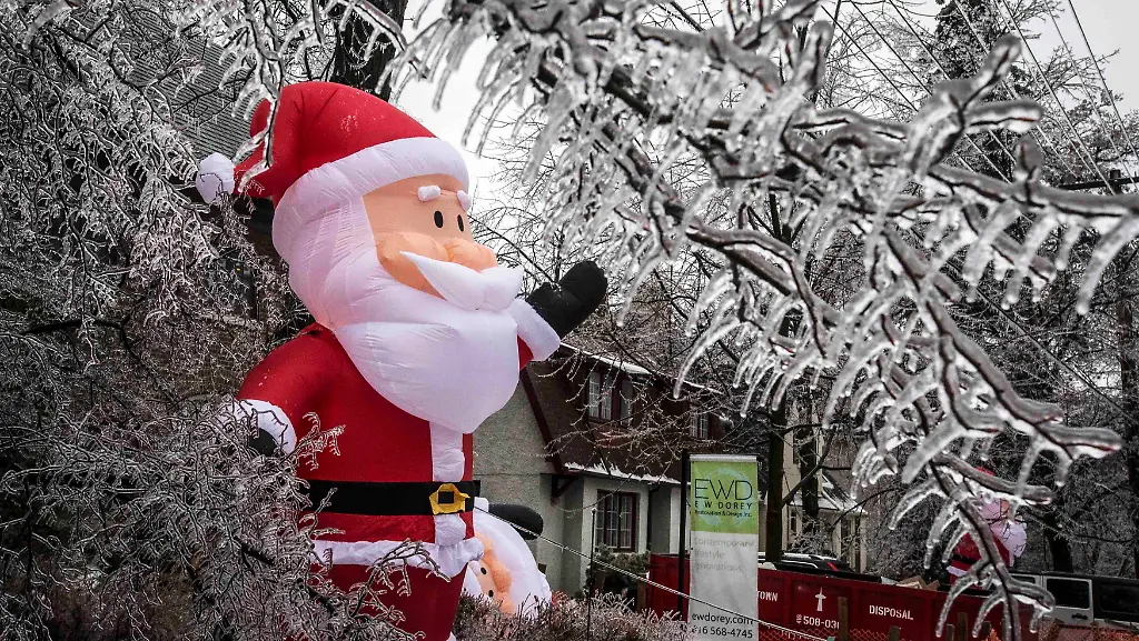 2013-12-22T212832Z-707980046-GM1E9CN0F3P01-RTRMADP-3-CANADA-JPG6835582094296456950