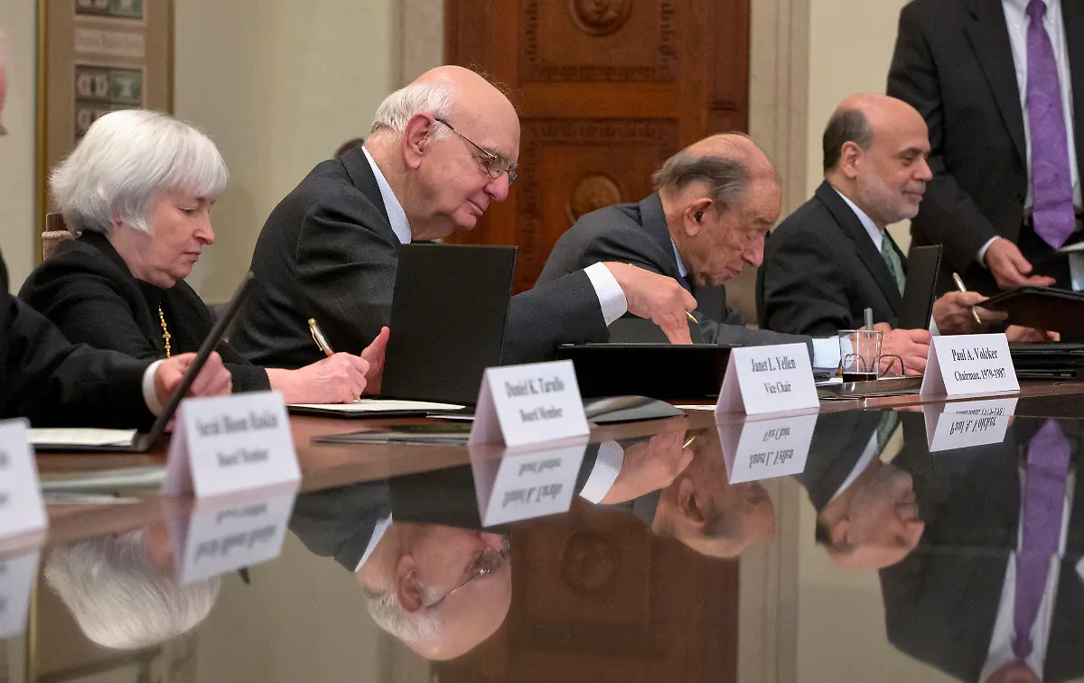 Zeremonie-100-Yellen-Vocker-Gerenspan-Bernanke