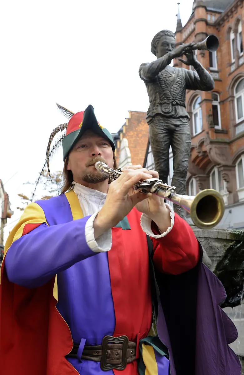 3fn10049-jpg2235912792807410705