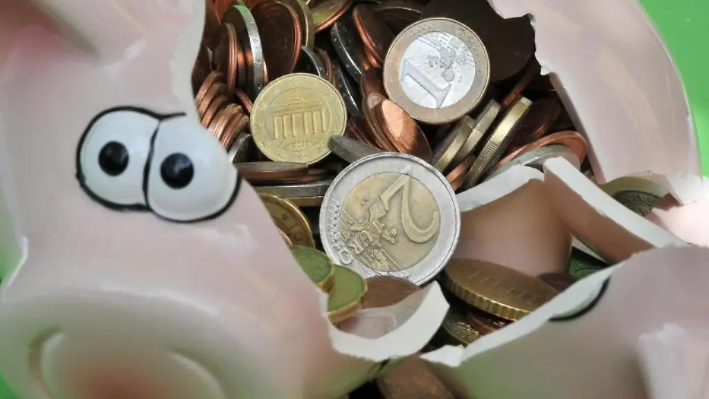 Bringt-gar-keine-Zinsen-Geld-in-einem-Sparschwein