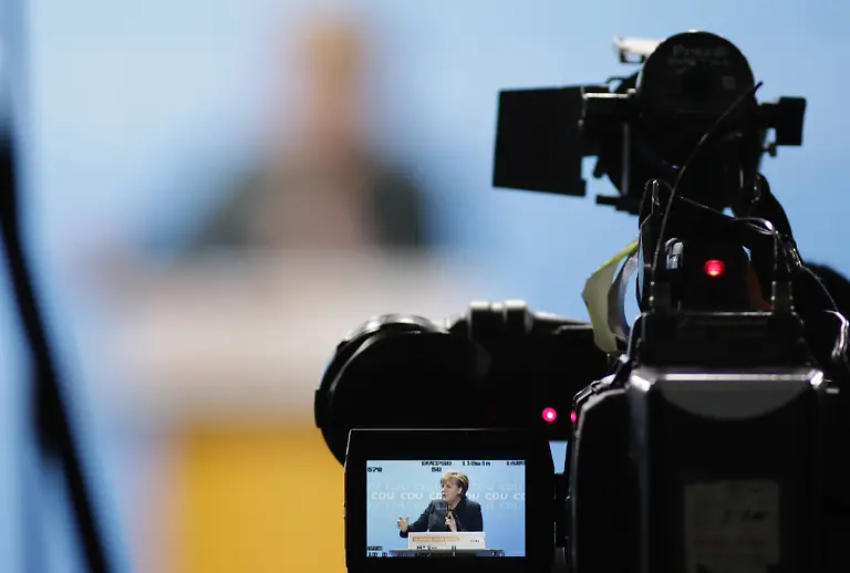 imago-st-120916400088-60810450-jpg8024174194307353757