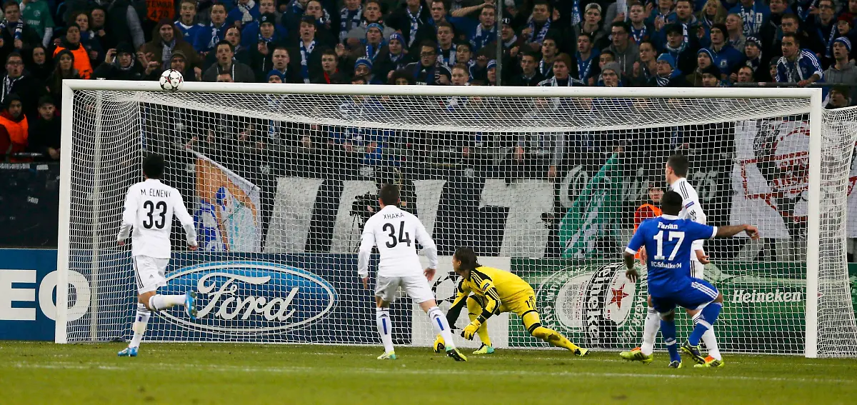 2013-12-11T200742Z-879184194-LR1E9CB1JWJJL-RTRMADP-3-SOCCER-CHAMPIONS-JPG2589455704850602808