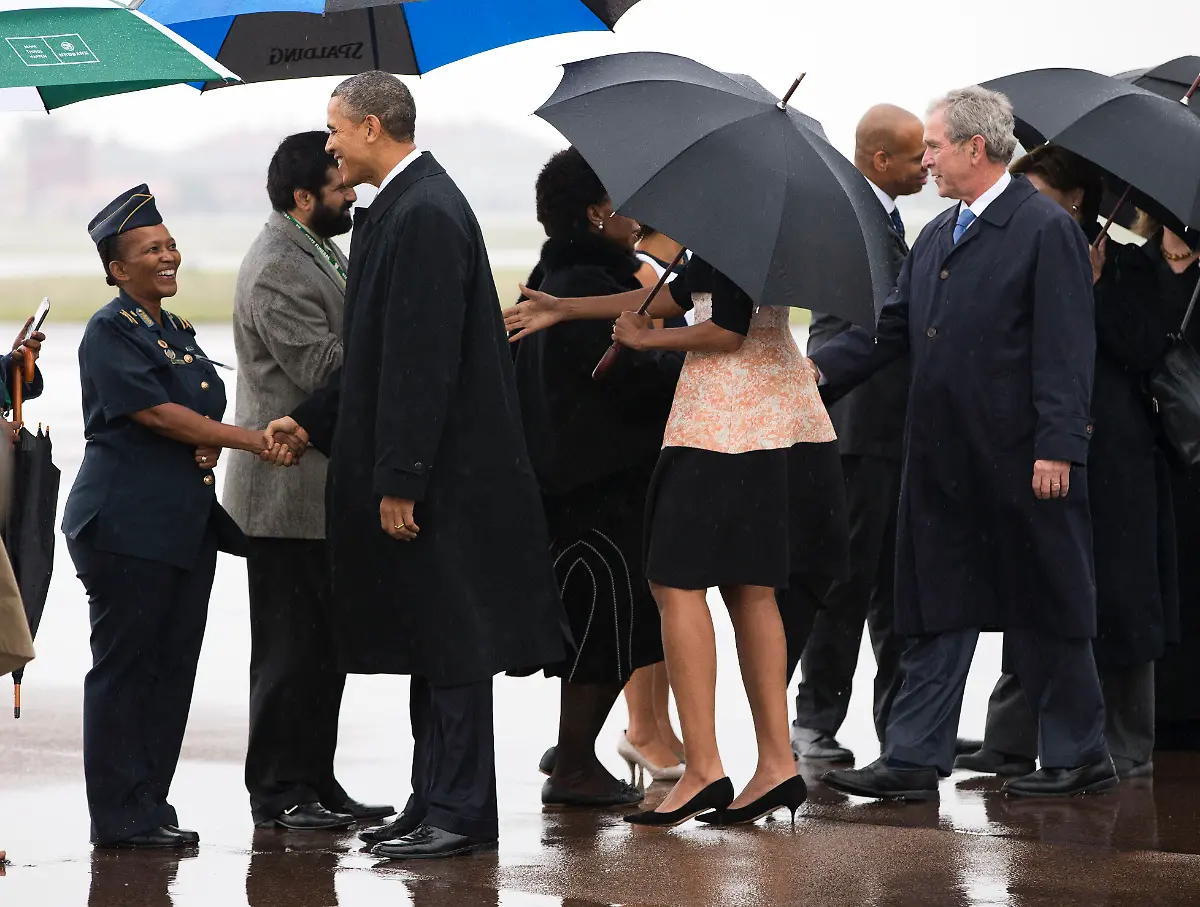 3287140026F9214C-jpg4616850772513361766