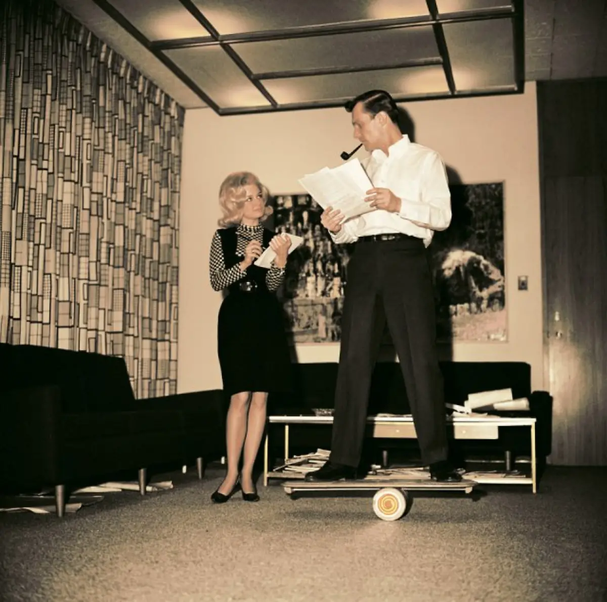 preview-ce-hefner-playboy-02-0812181230-id-184983