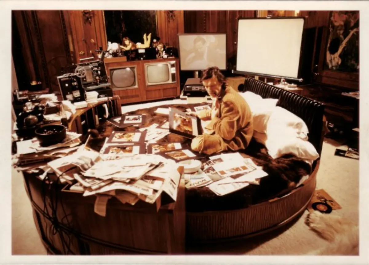 preview-ce-hefner-playboy-13-0812181246-id-185104