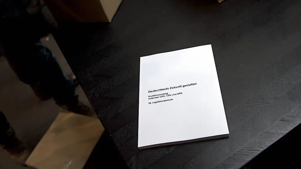 imago-st-112716400035-60763288-jpg8488636191646786872