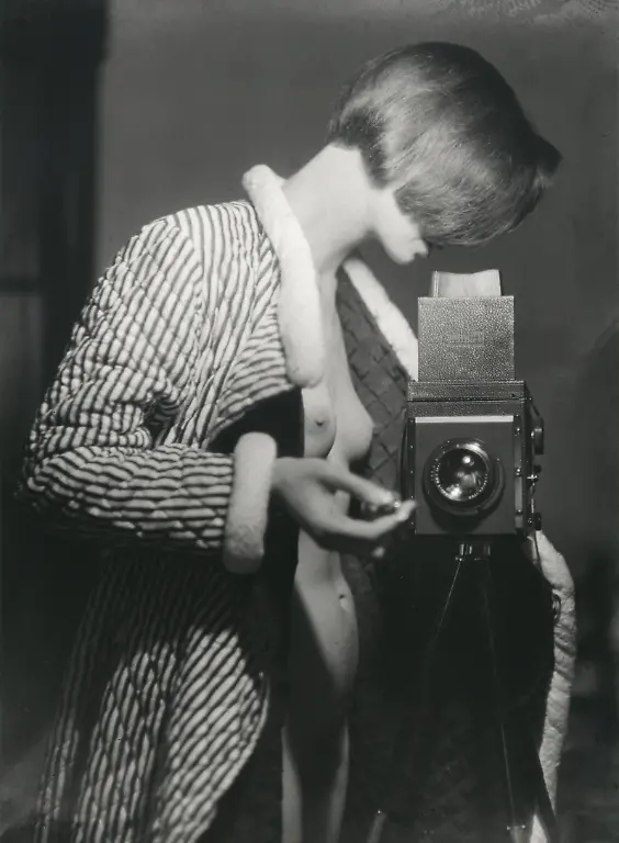Marianne-Breslauer-Selbstportraet-1933