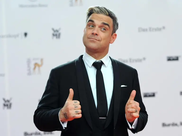 Robbie-Williams-bei-der-65-Bambi-Verleihung-am-Potsdamer-Platz-in-Berlin