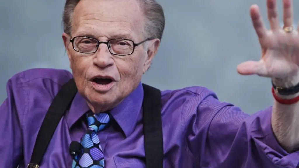 US-Talkshow-Legende-Larry-King-kommt-bei-der-Mode-nicht-mehr-mit