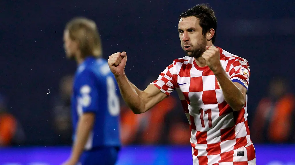 2013-11-19T203717Z-1052873713-LR1E9BJ1L9U7O-RTRMADP-3-SOCCER-WORLD-JPG3501371461476729519