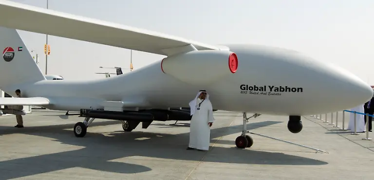 2013-11-18T094347Z-321462520-GM1E9BI1D3R01-RTRMADP-3-AIRSHOW-DUBAI-JPG107936170399194154