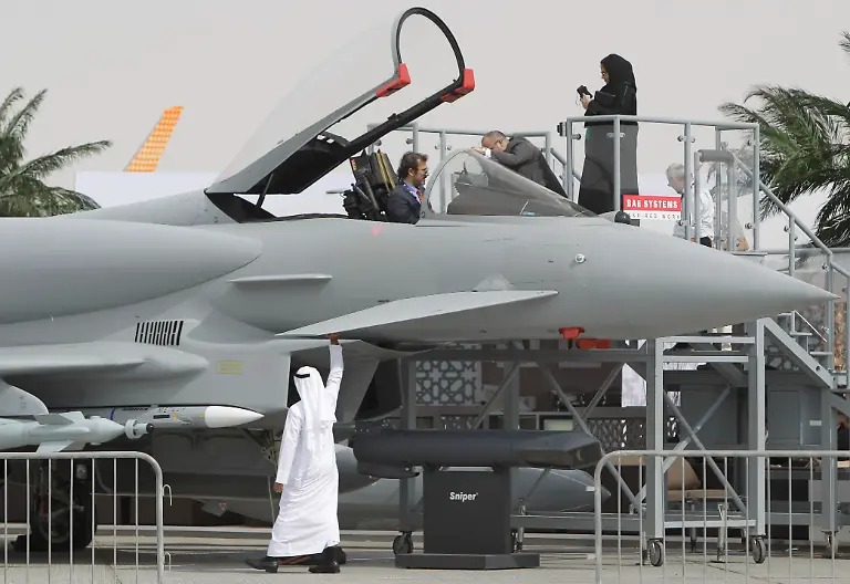 3286E200F24C606F-jpg3790987179427294183