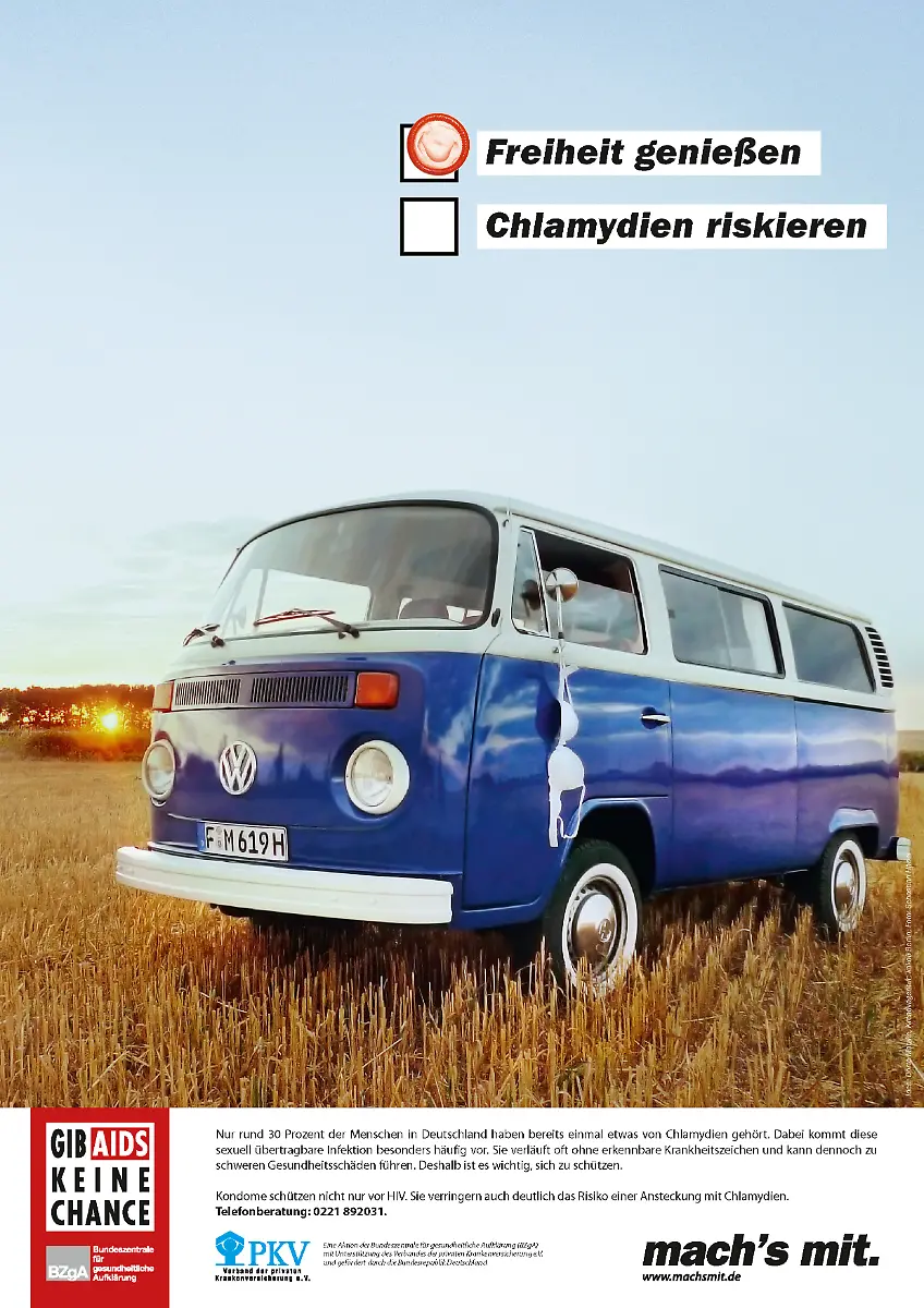 Liebesleben-2011-Bus-hoch