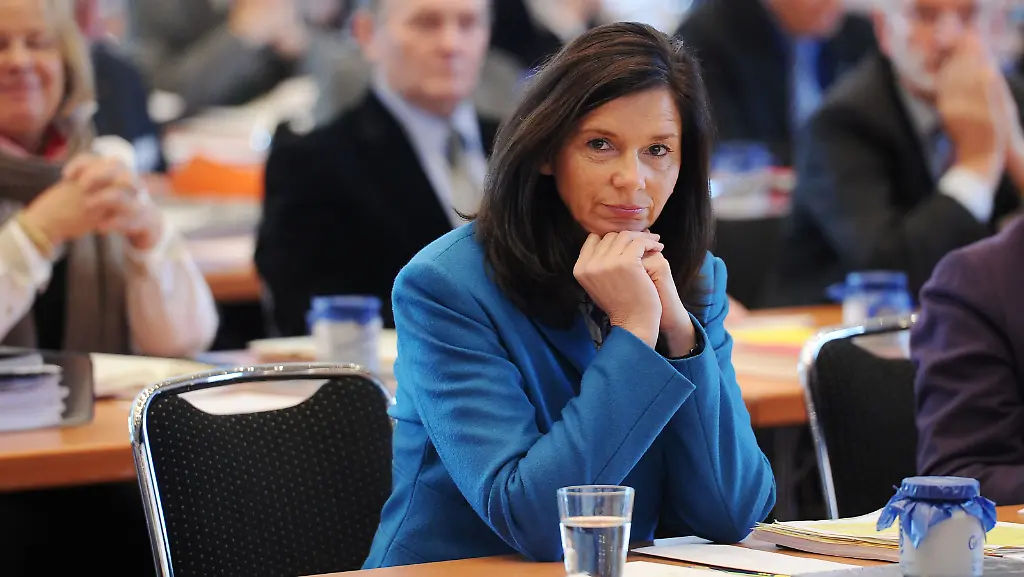 3f115049-jpg5800832692099148147