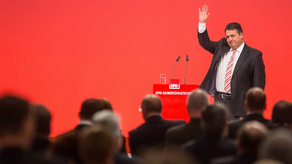 3f4z5403-jpg6105545356487931701