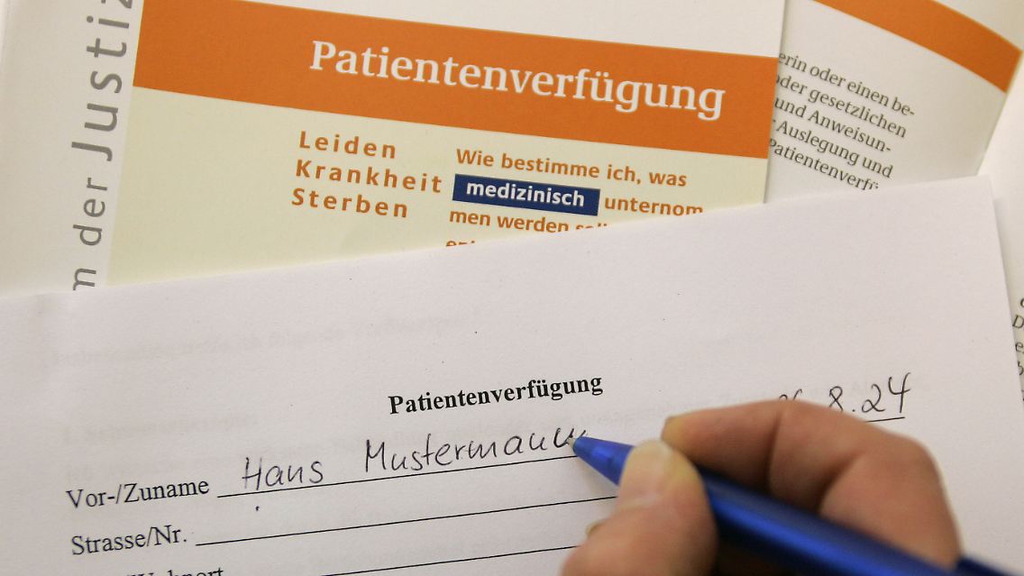 Bereits bestehende Patientenverfügungen gelten weiter.