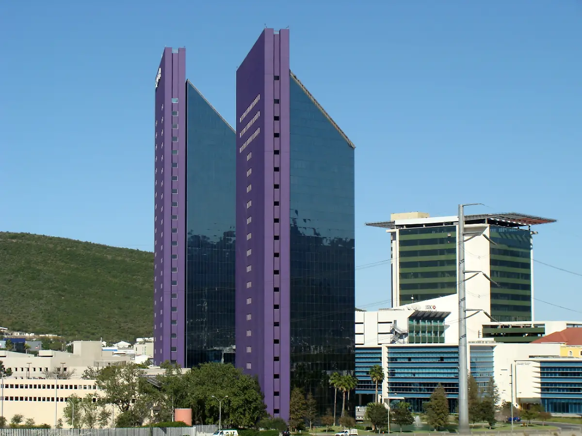 Oficinas-en-el-Parque-Carlos-Tomas-Chavez-Camara