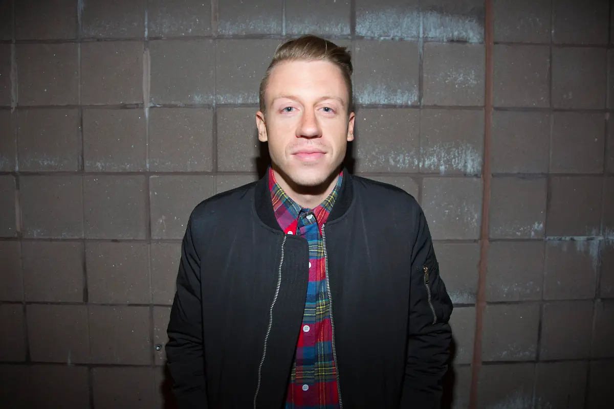 2013-11-04T022711Z-433059059-GM1E9B40STH01-RTRMADP-3-USA-JPG4394672019067148458