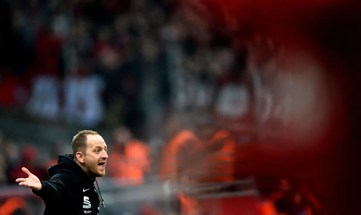 3evs0815-jpg303627657850108288