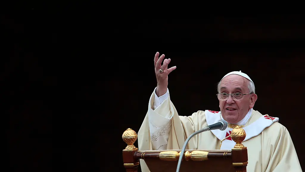 2013-11-01T155349Z-869683467-GM1E9B11U0G01-RTRMADP-3-POPE-JPG9163564253241366123