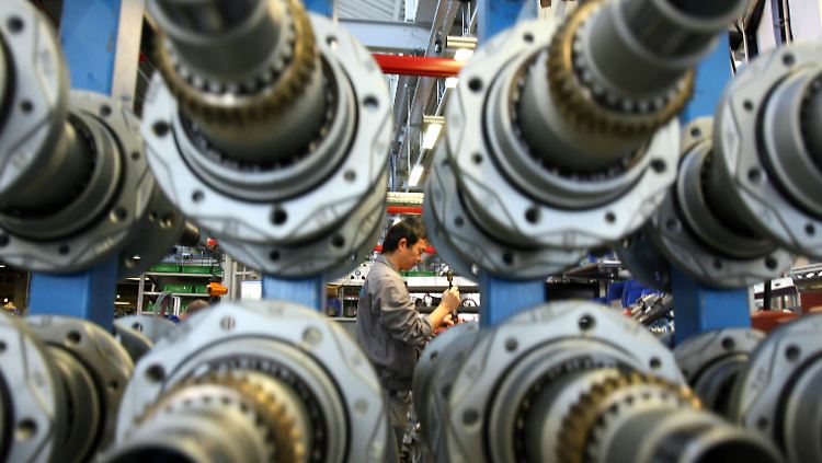 Deutschlands Konjunkturmotor läuft auf Hochtouren. Doch genau das könnte zum Problem werden.