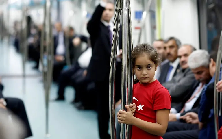 3et53252-jpg6737760997779021650