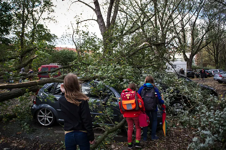 3esg1721-jpg7709146891126855110