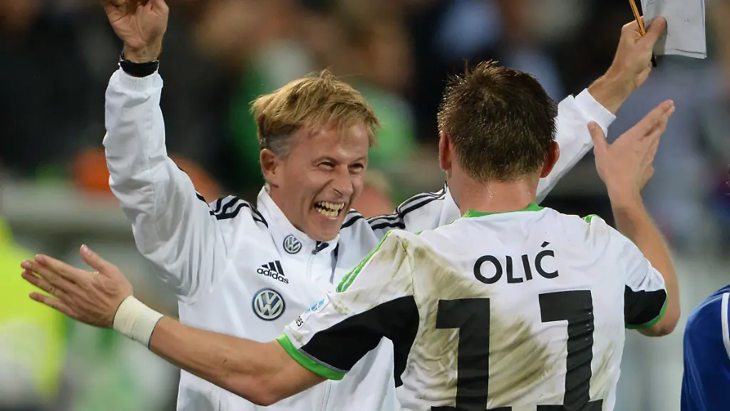 3er83012-jpg3199808634519580664