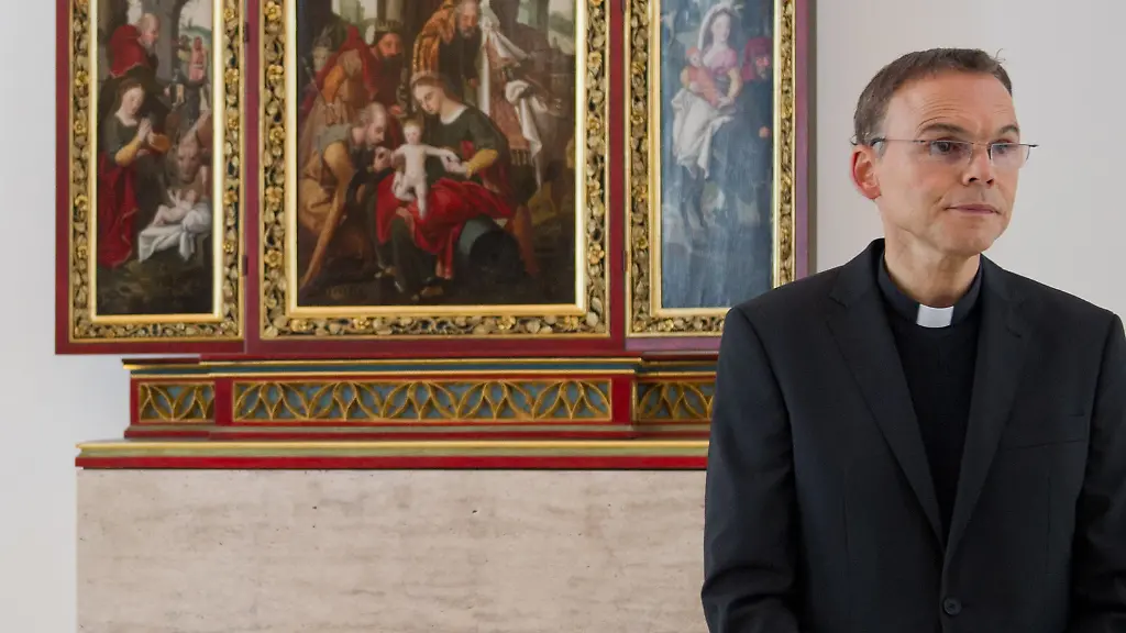 3ej44242-jpg6355997361927904190