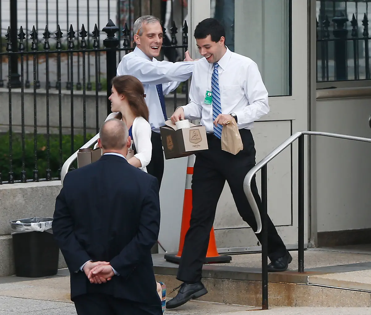 3286A200A9213805-jpg5682413467102056685