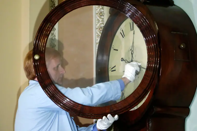 2013-10-17T174057Z-1090332247-GM1E9AI026X01-RTRMADP-3-USA-FISCAL-REOPEN-JPG2084355086121388140