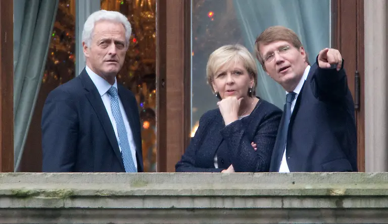 3el32757-jpg7586773301710334746