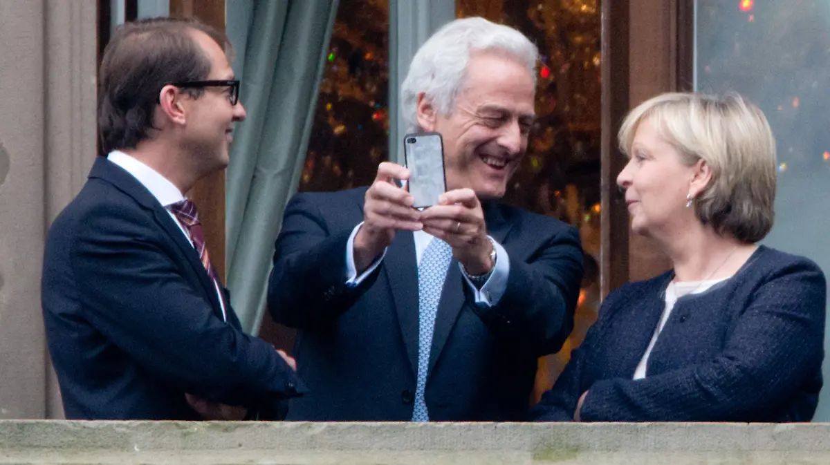 3el15638-jpg337561864871668515