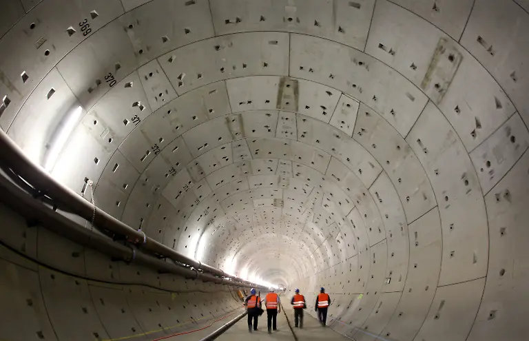 3el22019-jpg9102433274619909306