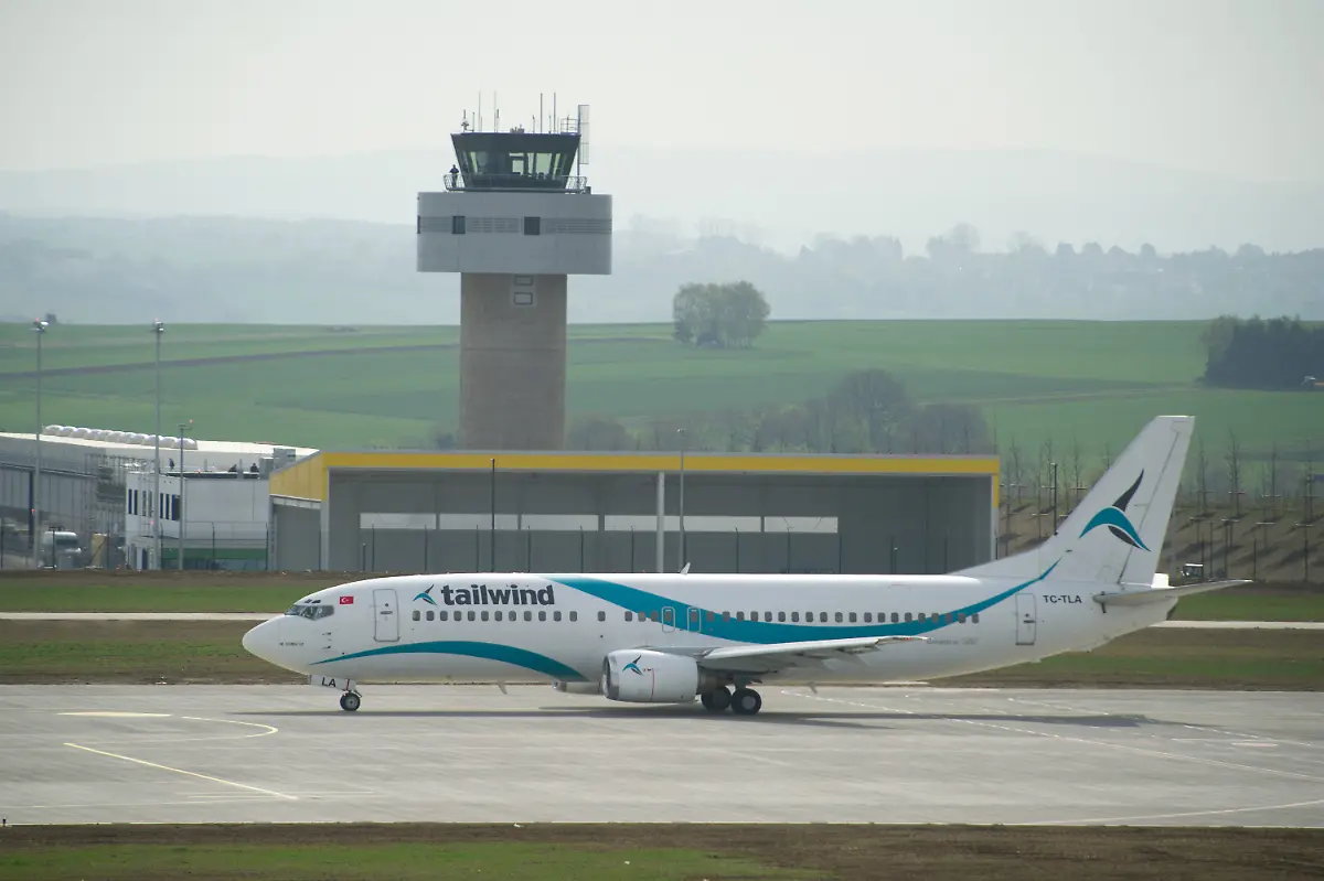 3el00737-jpg7774694124019598252