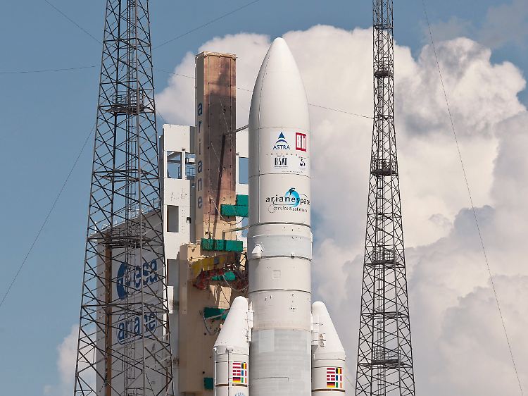 Bleibt vorerst am Boden: Die Ariane-Rakete im französisch-guyanischen Kourou.