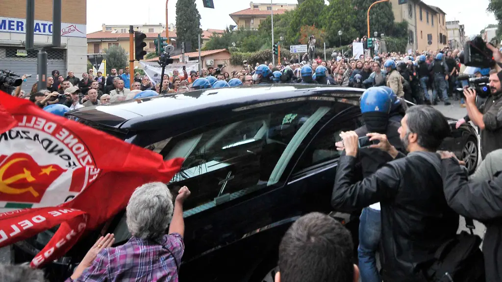 32869E00C40BDB92-jpg3803312359944753769