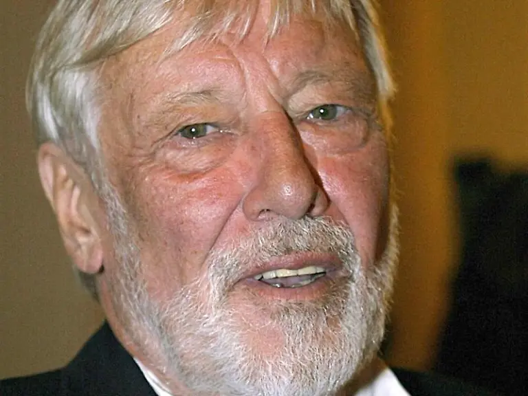 Dietmar-Schoenherr-verlor-innerhalb-kuerzester-Zeit-zwei-wichtige-Menschen-an-den-Tod