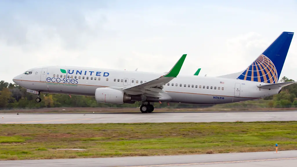 United-Boeing-737