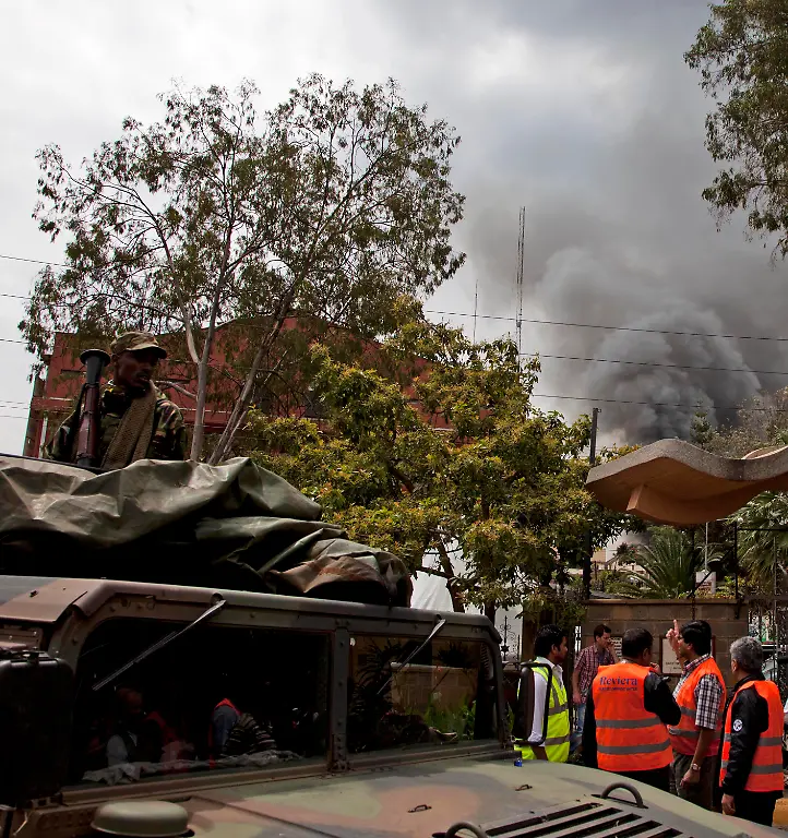 32867000234310A9-jpg1409818324321352370